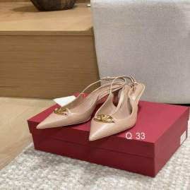 Picture of Valentino Shoes _SKUValentinosz35-40620230.5CMYY0705